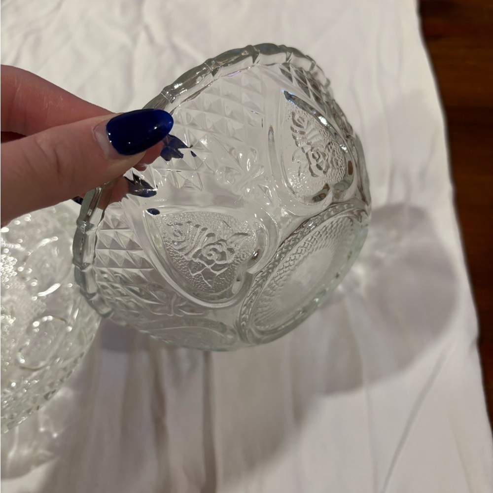 Antique Manganese Glass Candy Dish With Lid Clear Heart With Ribbons Pattern KIG - Picture 3 of 6